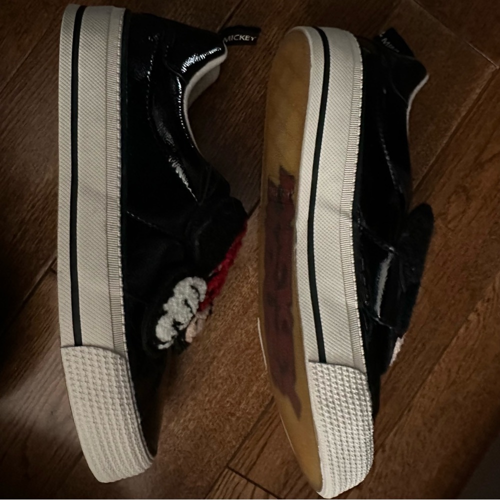 Mickey and Minnie shoes - Picture 6 of 9